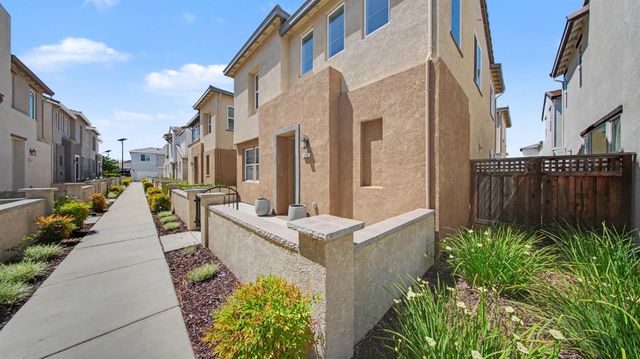 1624 Westwind Way, Lathrop, CA 95330