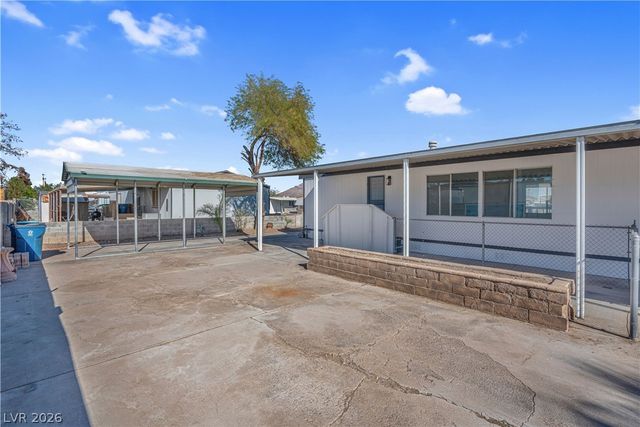 3421 Ewa Beach Drive, Las Vegas, NV 89122