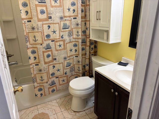 5136 BARKSHIRE DR, Memphis, TN 38141