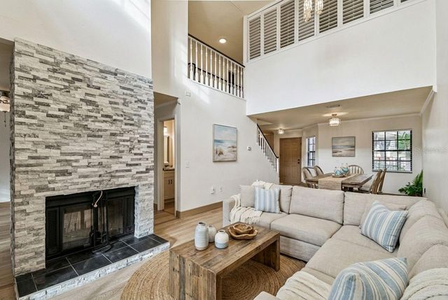 10444 SAINT TROPEZ PLACE, Tampa, FL 33615