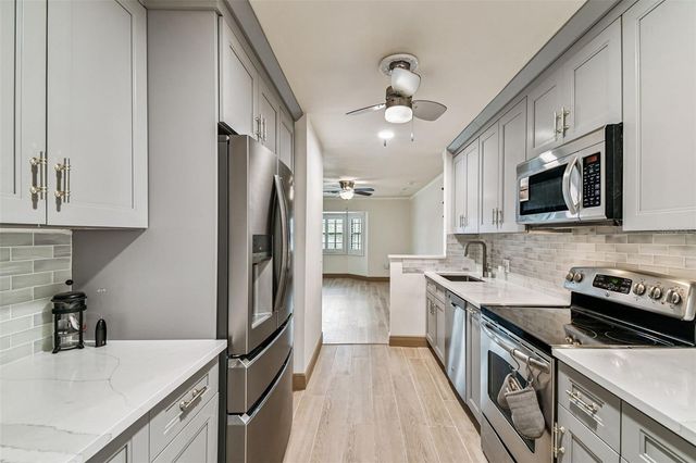 10444 SAINT TROPEZ PLACE, Tampa, FL 33615