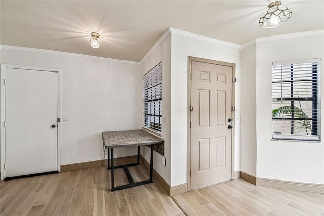 10444 SAINT TROPEZ PLACE, Tampa, FL 33615