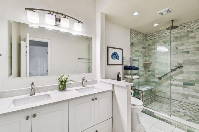 10444 SAINT TROPEZ PLACE, Tampa, FL 33615