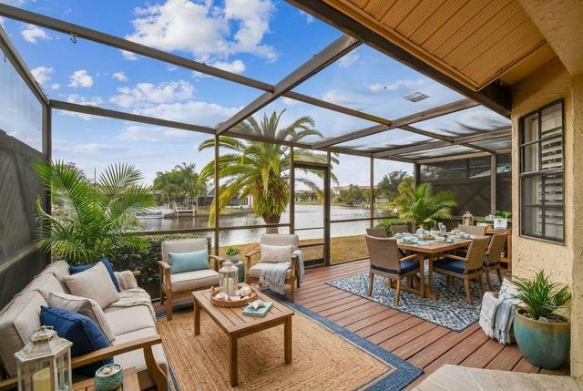 10444 SAINT TROPEZ PLACE, Tampa, FL 33615