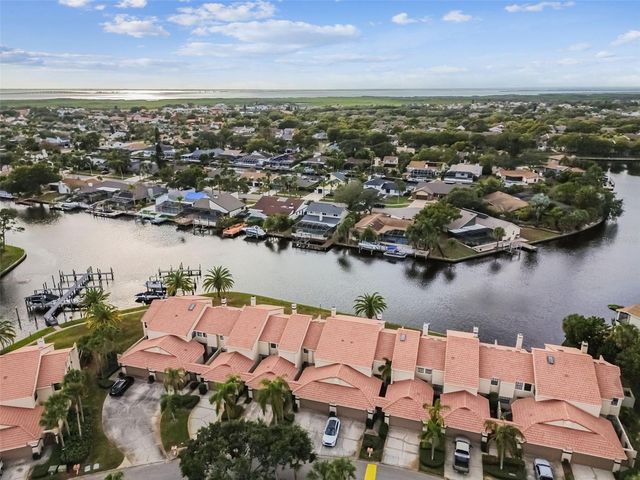 10444 SAINT TROPEZ PLACE, Tampa, FL 33615