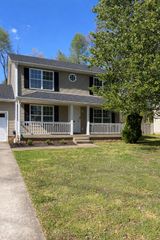 1405 Addison Dr, Clarksville, TN 37042