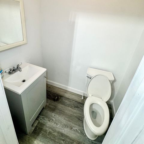 5017 S Ashland Avenue, Chicago, IL 60609