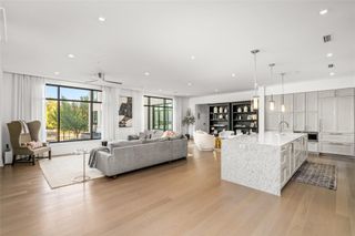 6017 Memorial 202, Houston, TX 77007