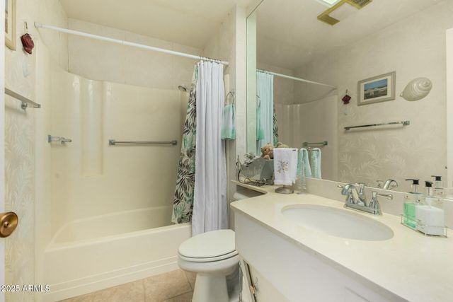 10630 W TROPICANA Circle, Sun City, AZ 85351