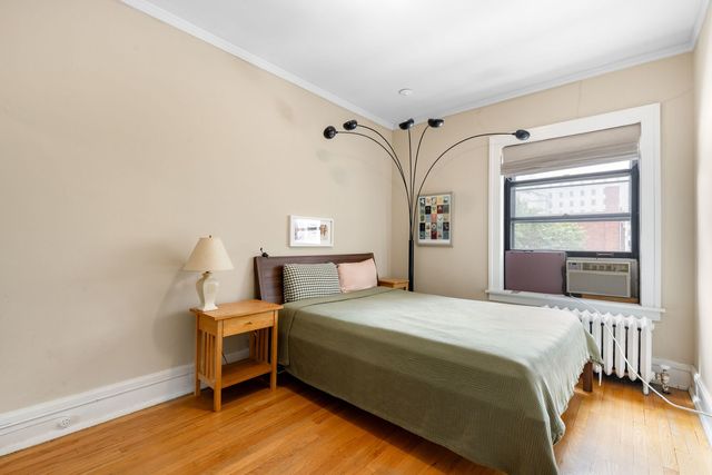 1419 E 58TH Street 3W, Chicago, IL 60637