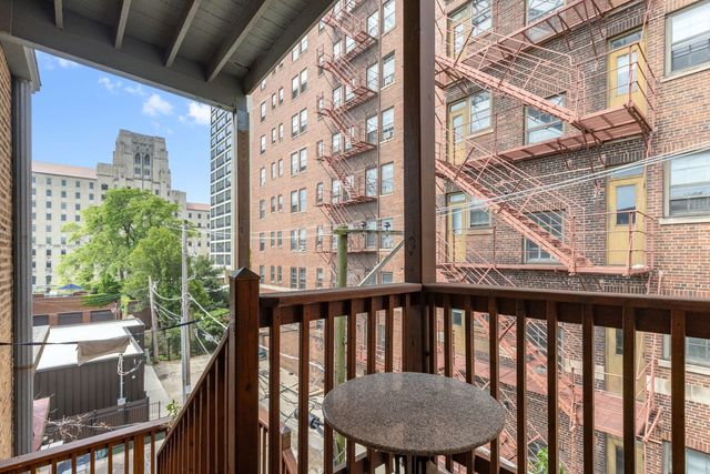 1419 E 58TH Street 3W, Chicago, IL 60637