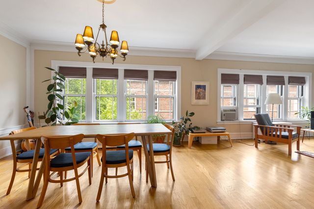 1419 E 58TH Street 3W, Chicago, IL 60637