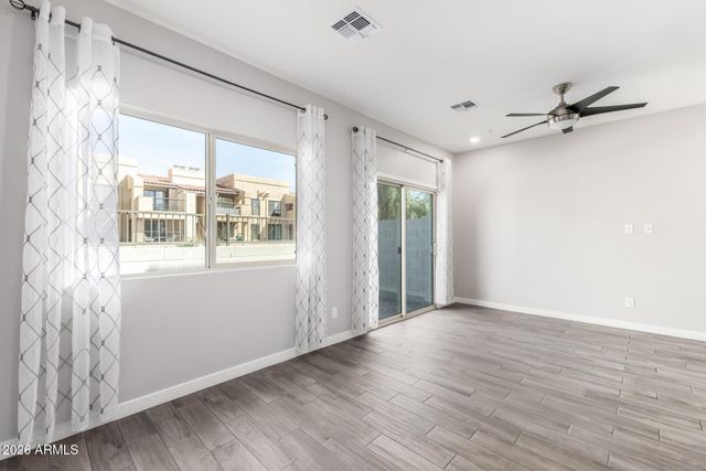 8287 N 22ND Drive, Phoenix, AZ 85021