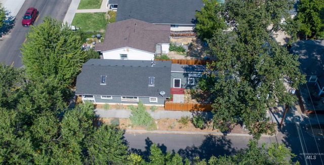 1900 N 13th St, Boise, ID 83702