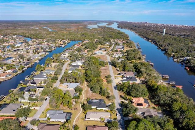 57 OLD OAK DRIVE S, Palm Coast, FL 32137