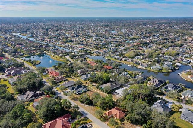 57 OLD OAK DRIVE S, Palm Coast, FL 32137