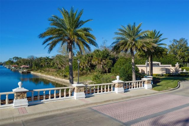 57 OLD OAK DRIVE S, Palm Coast, FL 32137