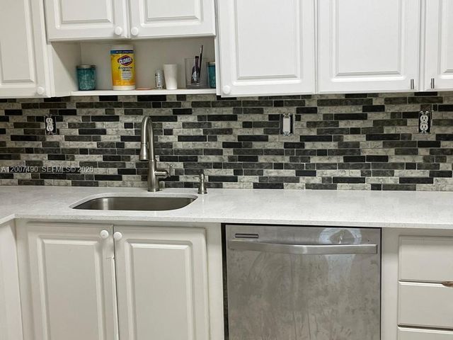 19380 Collins Avenue 805, Sunny Isles Beach, FL 33160