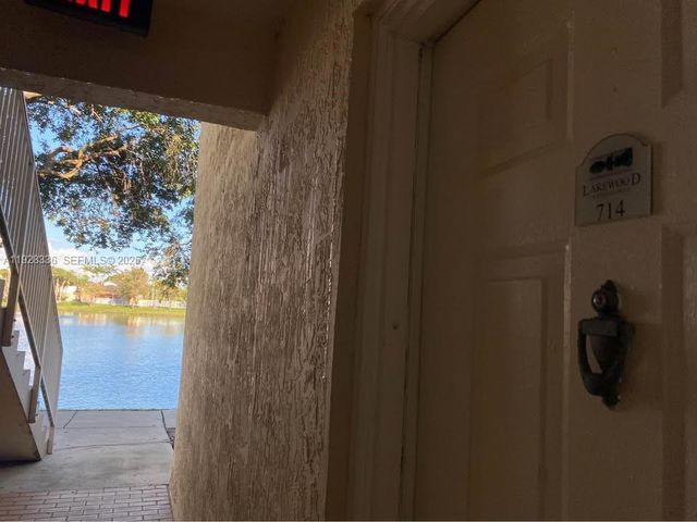 3670 N 56th Ave 714, Hollywood, FL 33021