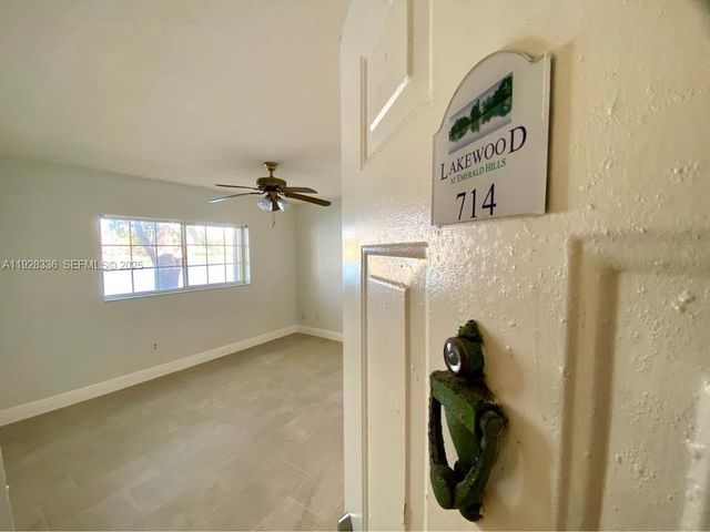 3670 N 56th Ave 714, Hollywood, FL 33021