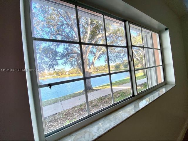 3670 N 56th Ave 714, Hollywood, FL 33021