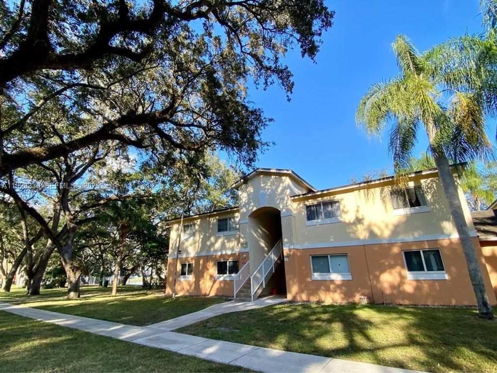 3670 N 56th Ave 714, Hollywood, FL 33021