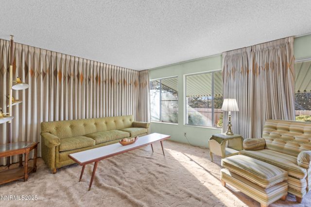 7365 Pinehurst Circle, Reno, NV 89502