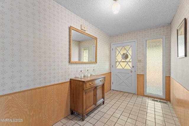 7365 Pinehurst Circle, Reno, NV 89502