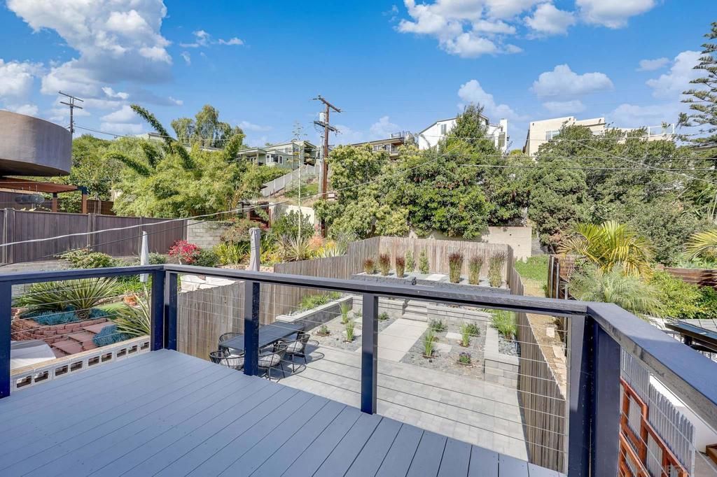 Image 20 of property listing at 3434 Talbot St, San Diego, CA 92106