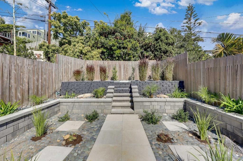 Image 30 of property listing at 3434 Talbot St, San Diego, CA 92106