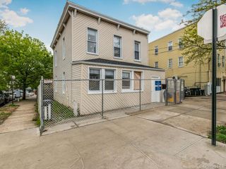 1218 Havemeyer Avenue, Bronx, NY 10462