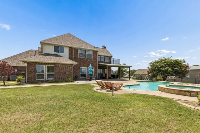 840 Lake Vista Lane, Lavon, TX 75166