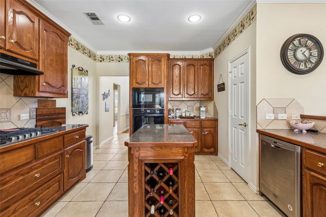 840 Lake Vista Lane, Lavon, TX 75166