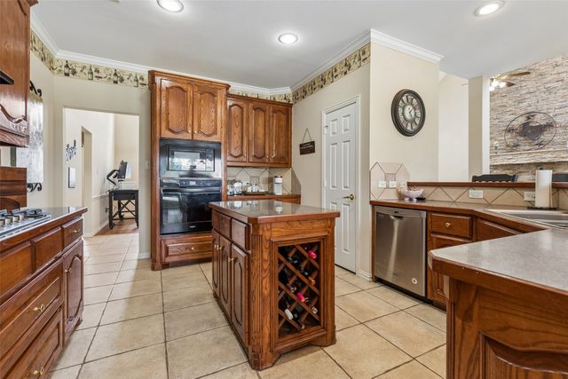 840 Lake Vista Lane, Lavon, TX 75166