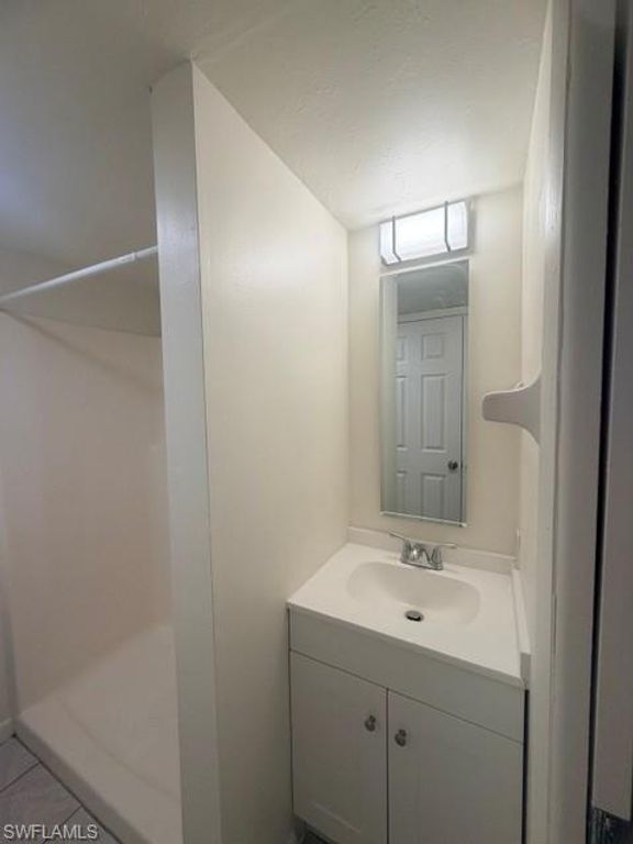 1318 SE 40th TER, CAPE CORAL, FL 33904 — photo 5
