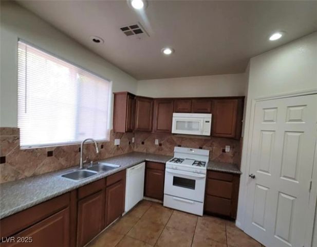 5445 Indian Cedar Drive, Las Vegas, NV 89135
