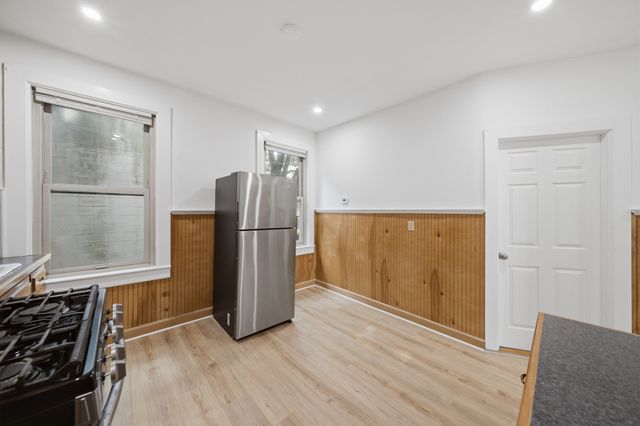 103 London St, Boston, MA 02128