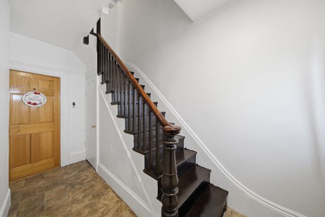 103 London St, Boston, MA 02128