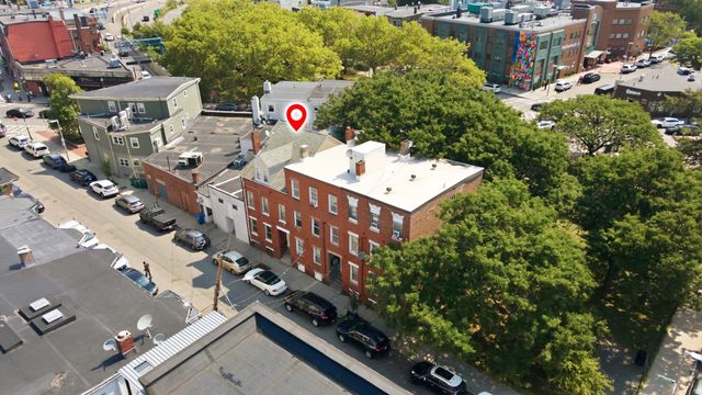 103 London St, Boston, MA 02128