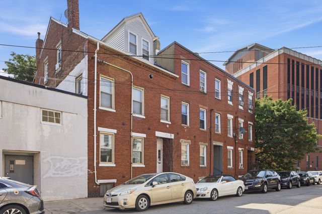 103 London St, Boston, MA 02128