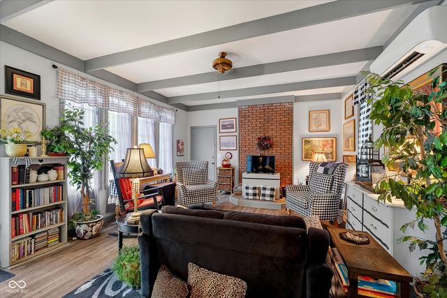 1819 Hst W 10th Street, Anderson, IN 46016