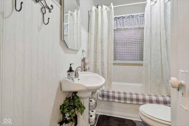 1819 Hst W 10th Street, Anderson, IN 46016