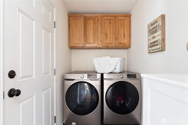28510 SR 20, Oak Harbor, WA 98277