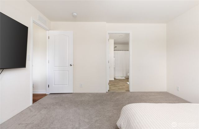 28510 SR 20, Oak Harbor, WA 98277
