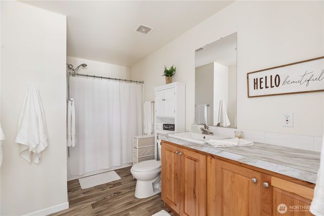28510 SR 20, Oak Harbor, WA 98277