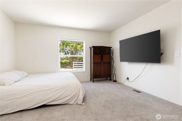 28510 SR 20, Oak Harbor, WA 98277