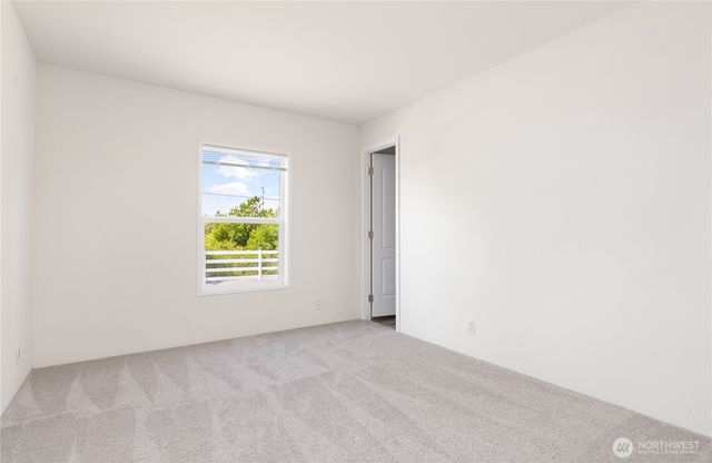 28510 SR 20, Oak Harbor, WA 98277