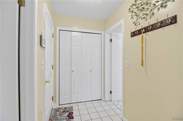 32 Morgan Lane, New Hartford, NY 13413