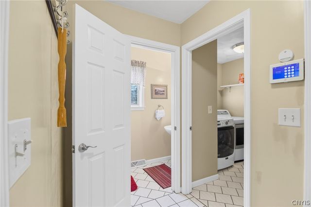 32 Morgan Lane, New Hartford, NY 13413