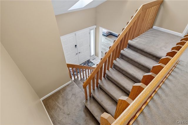 32 Morgan Lane, New Hartford, NY 13413
